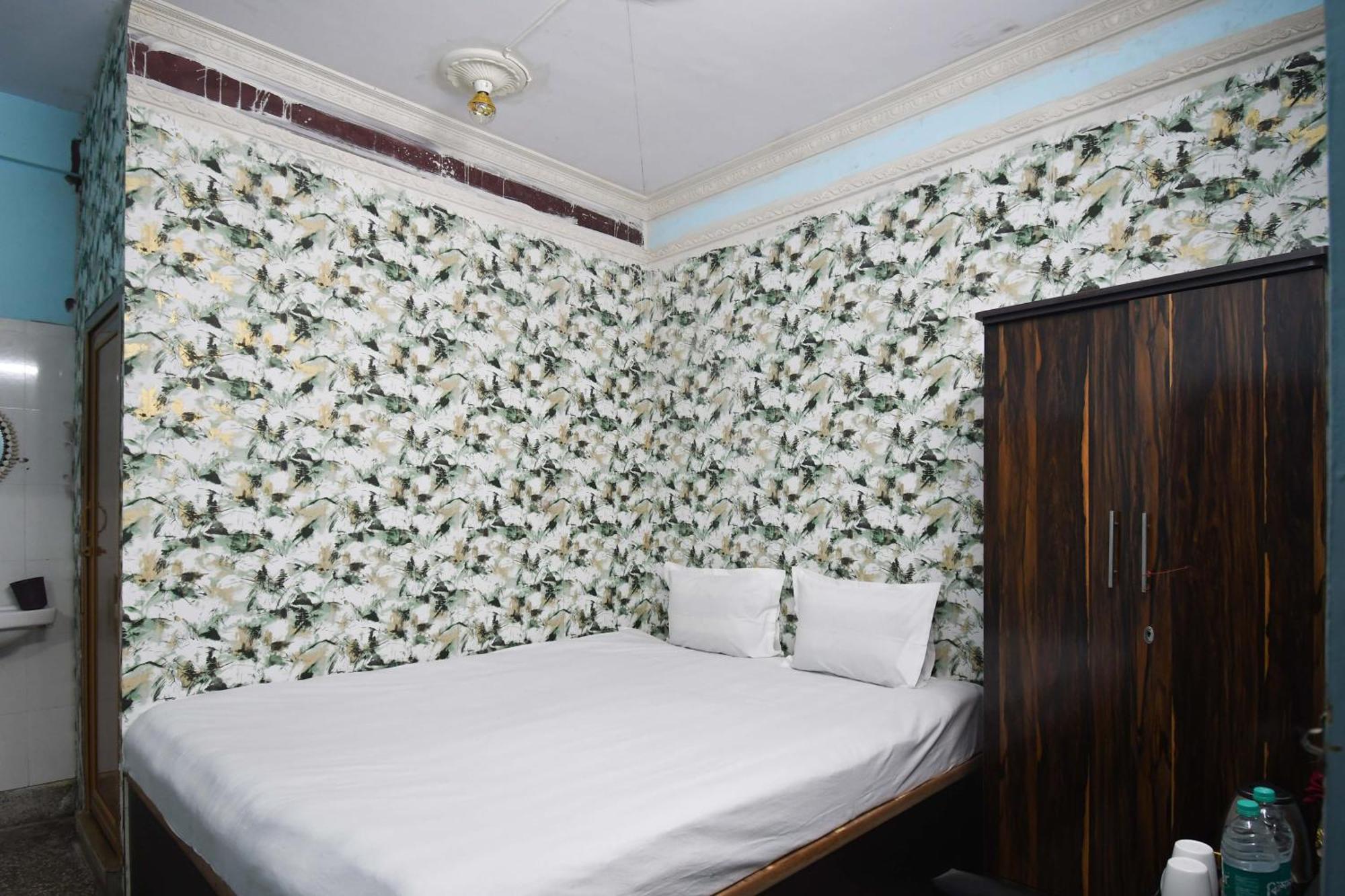 Hotel O Blue Cherry Guest House Calcuta Exterior foto