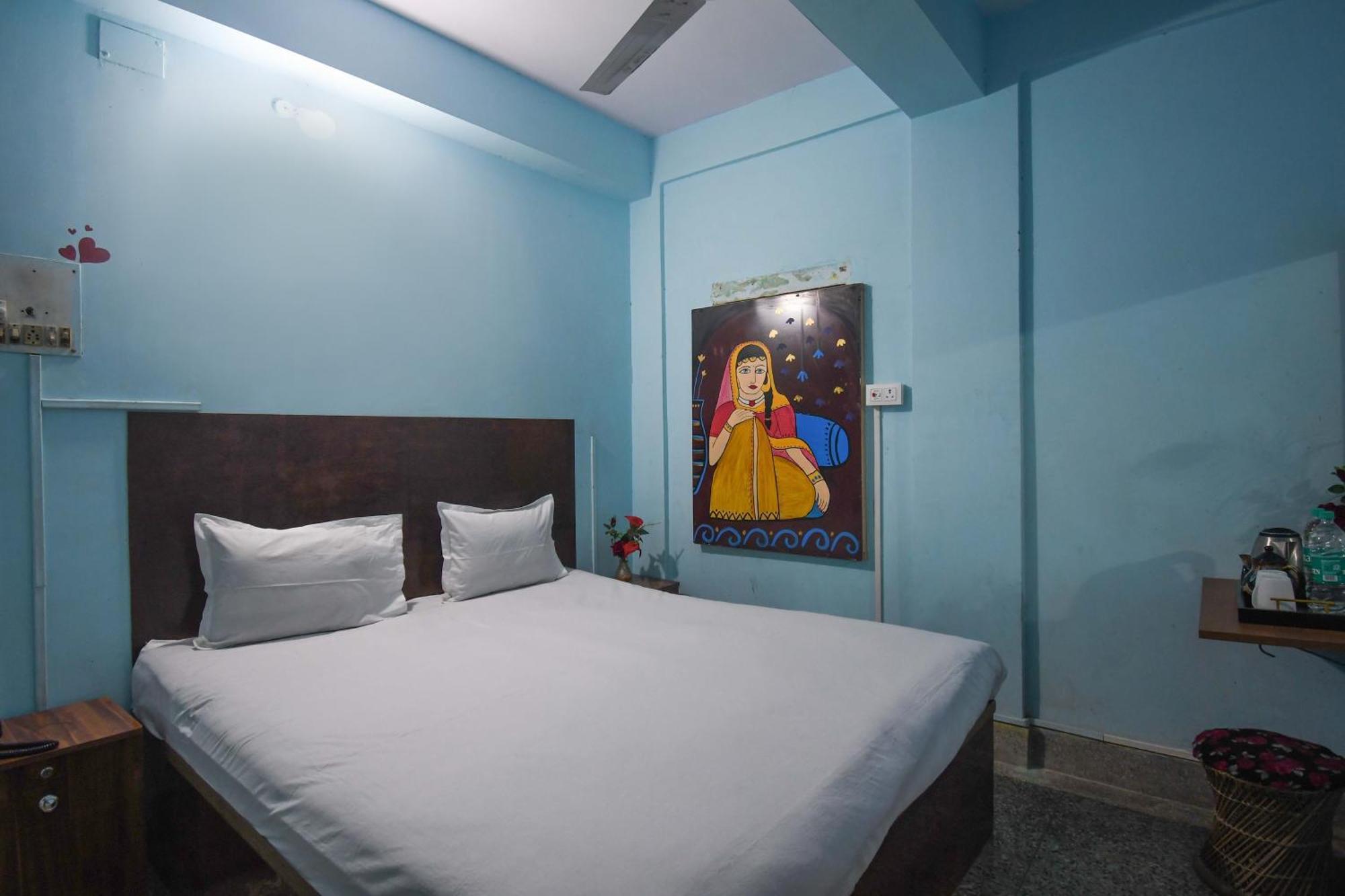 Hotel O Blue Cherry Guest House Calcuta Exterior foto